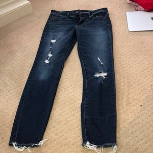 NEVER WORN distressed jeans